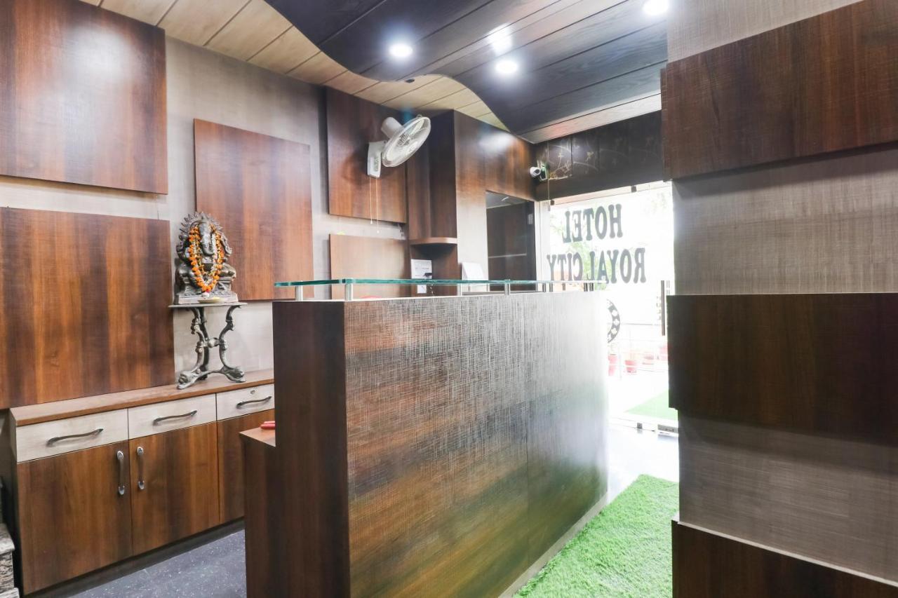 Oyo 6908 Hotel Royal City Azamgarh Exterior photo